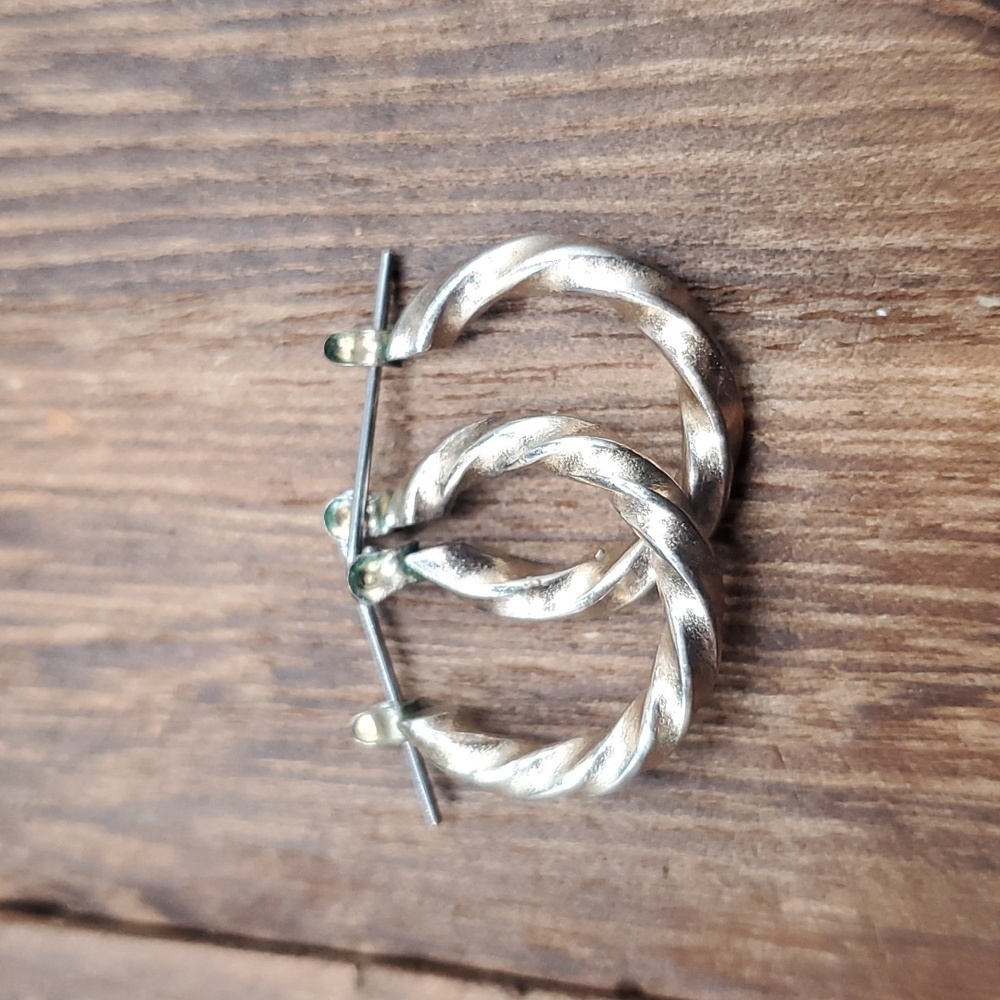 E664 harp hoop earrings vintage